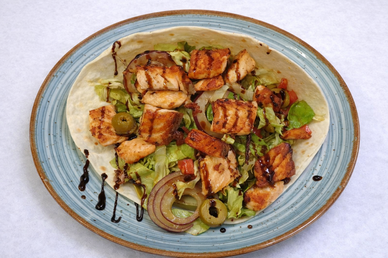 Salata od lososa
